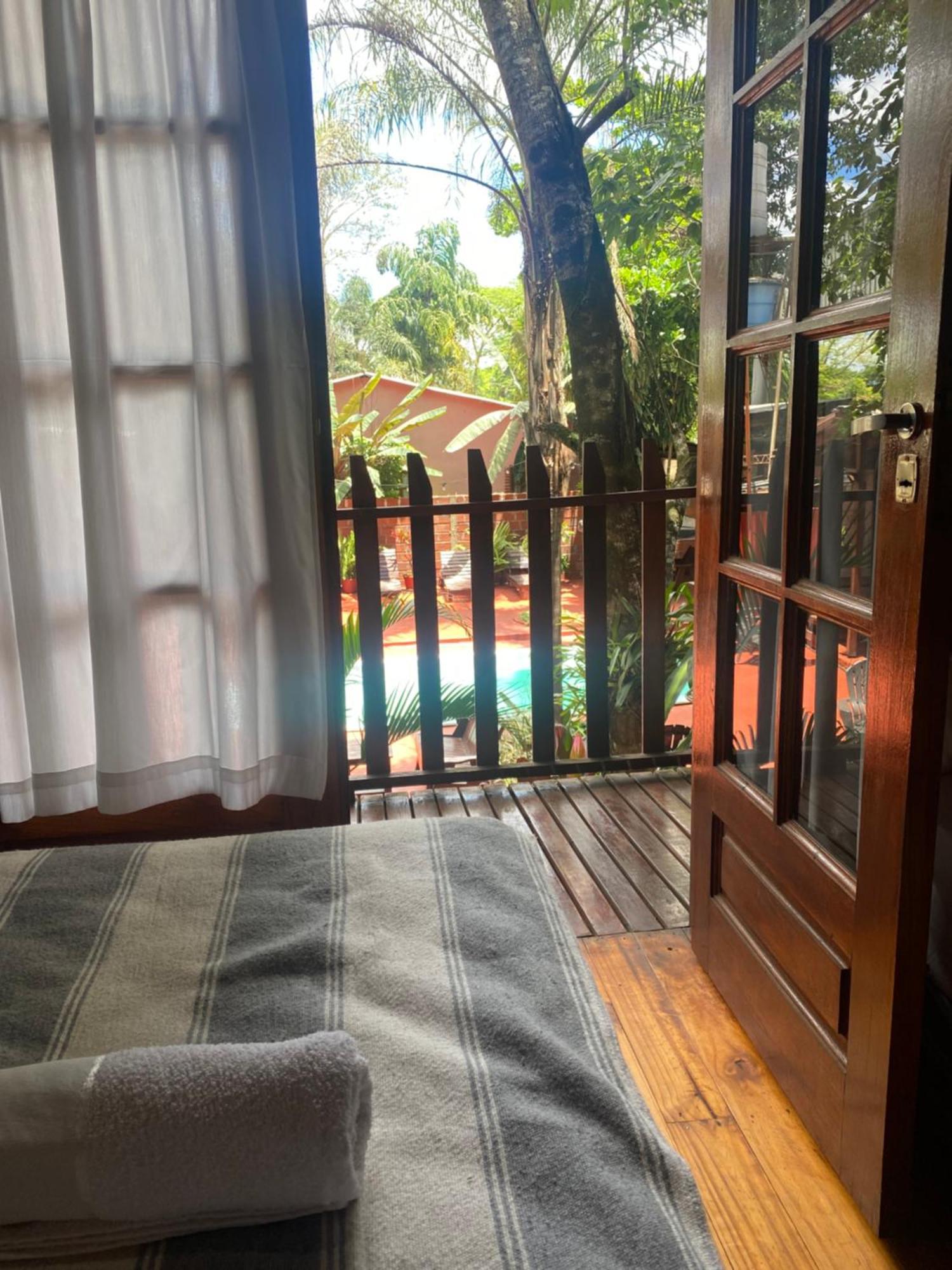 El Pindo Iguazu Aparthotel Puerto Iguazu Exterior photo