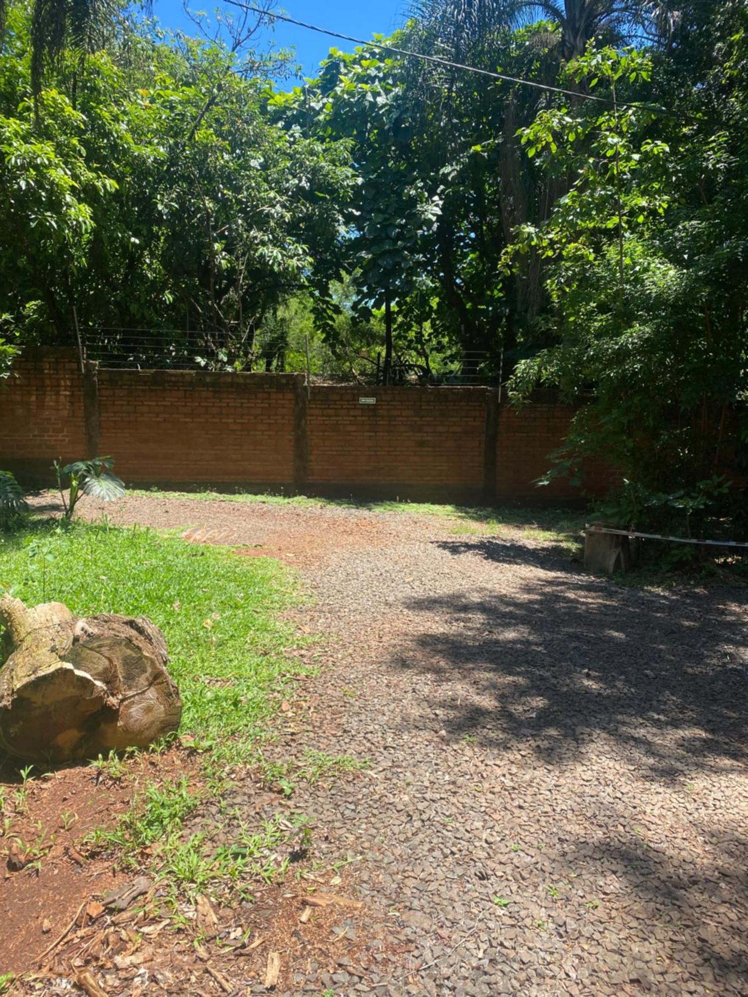 El Pindo Iguazu Aparthotel Puerto Iguazu Exterior photo